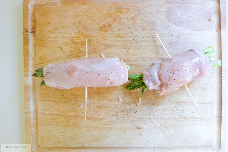 asparagus prosciutto mozz stuffed chicken-8